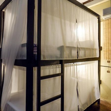 Non Pakse Hostel & Coffee House Ngoại thất bức ảnh