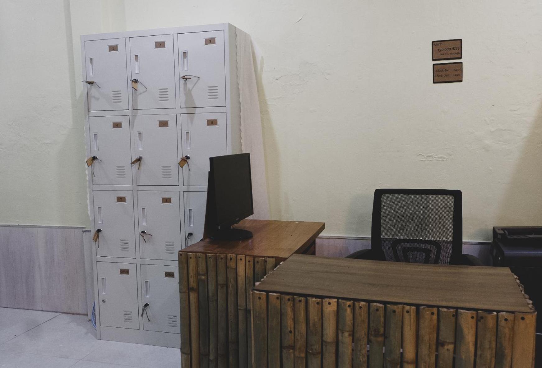 Non Pakse Hostel & Coffee House Ngoại thất bức ảnh