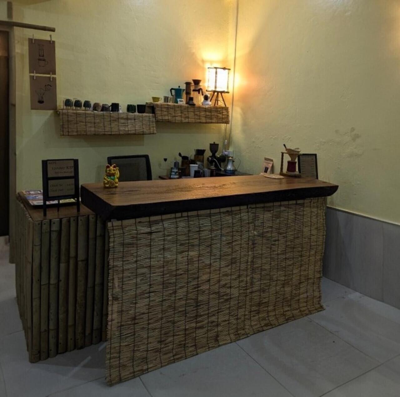 Non Pakse Hostel & Coffee House Ngoại thất bức ảnh