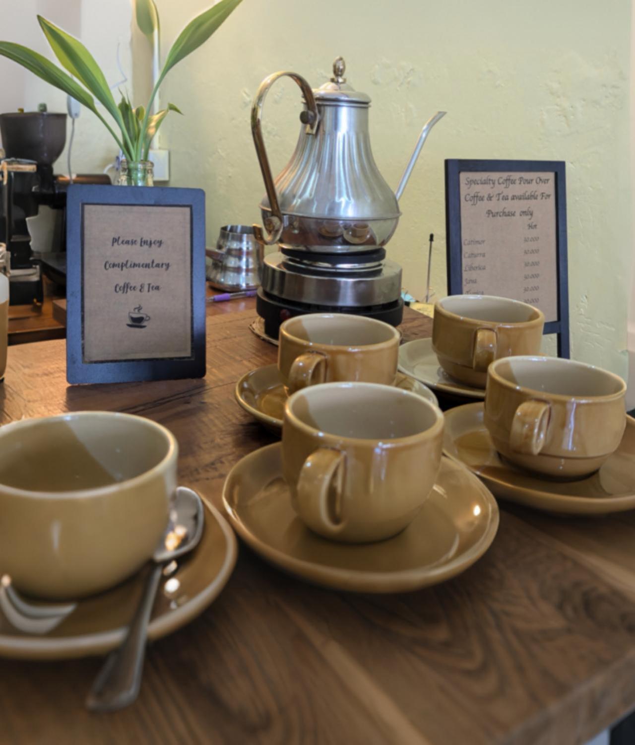 Non Pakse Hostel & Coffee House Ngoại thất bức ảnh